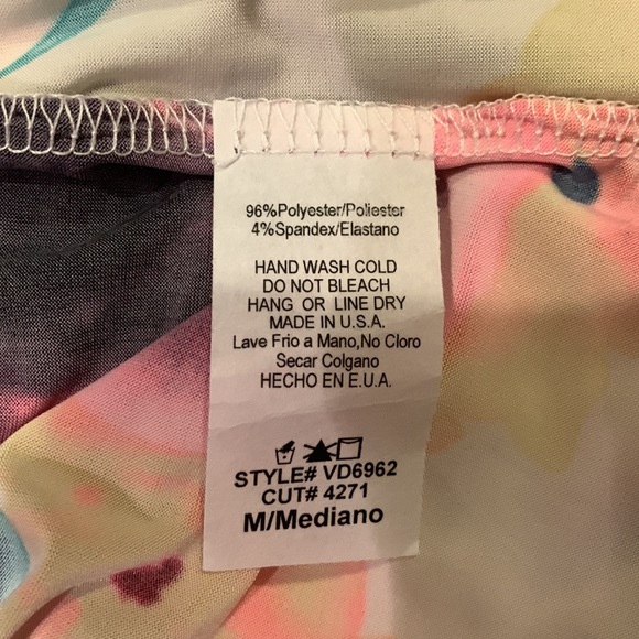 Medium strapless dress with pockets! Like new! - Picture 5 of 5